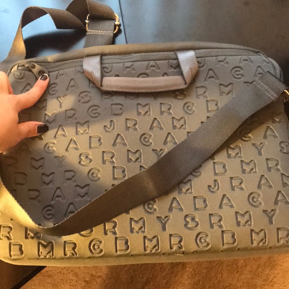 New Marc Jacobs laptop case with adjustable strap - Picture 4 of 4